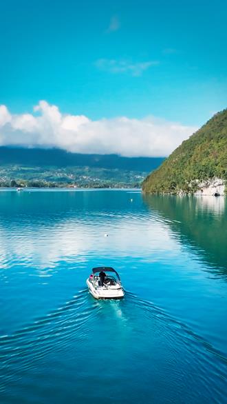 Que faire à Annecy en automne : balades, gastronomie savoyarde et fêtes locales à découvrir ! 