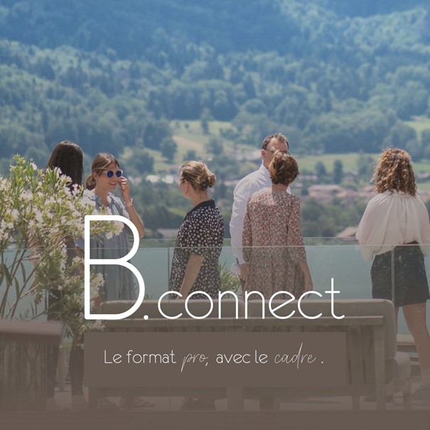 B. CONNECT : Le format pro, avec le cadre.