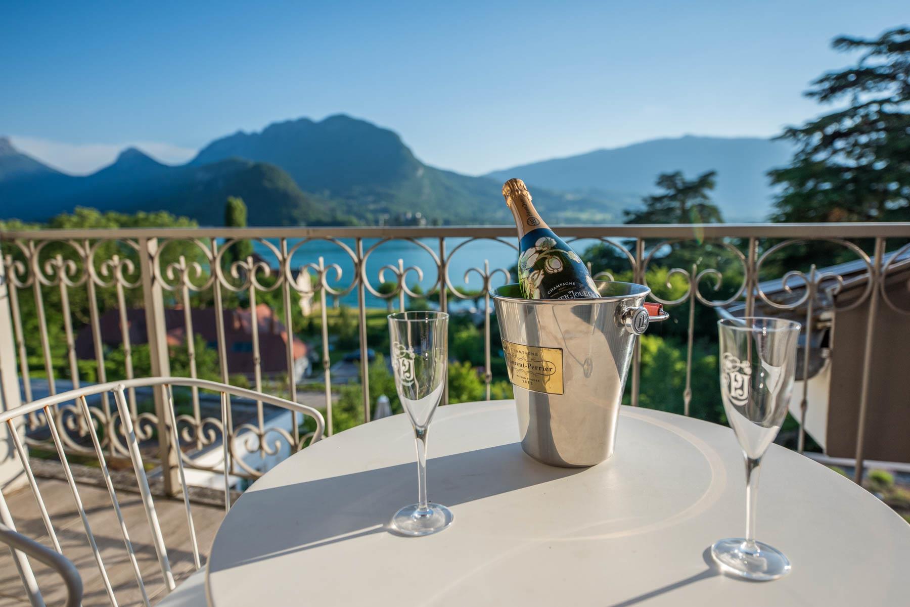 Idée cadeau à Annecy : offrez une expérience inoubliable au bord du lac